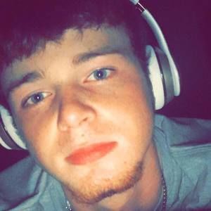 Meet your Posher, Jeremiah